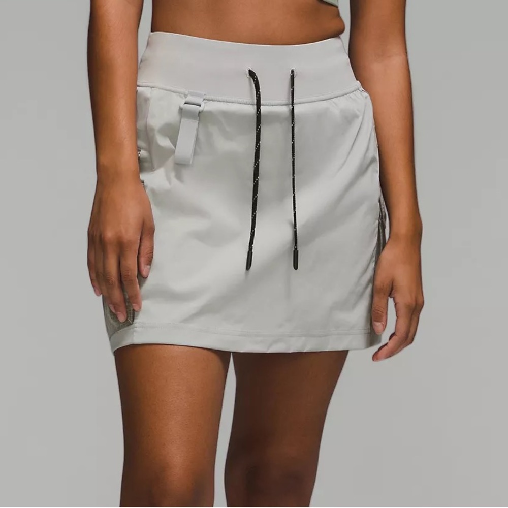 NWT LULULEMON Multi Pocket Cargo High Rise Skirt